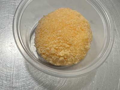 Mochi de tarta de queso con mango