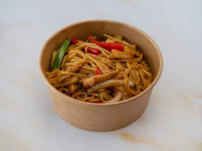 Yakisoba con Pollo