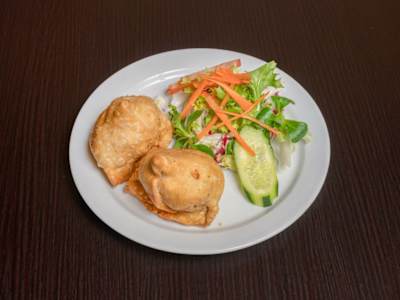 Samosa ( Contiene Gluten)
