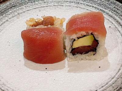 R5.Spicy atun ura roll