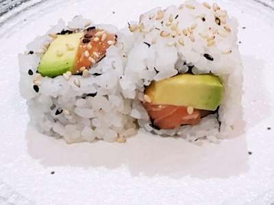 C2.Salmon con aguacate