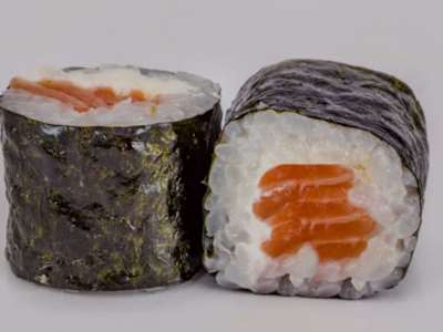 M8. Maki queso con salmon