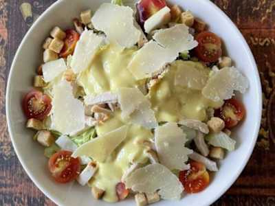Insalata César, Mediana