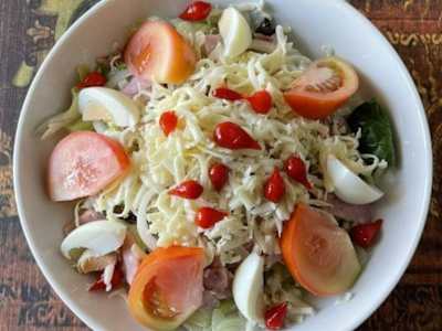 Insalata Don Cammillo e Peppone, Mediana