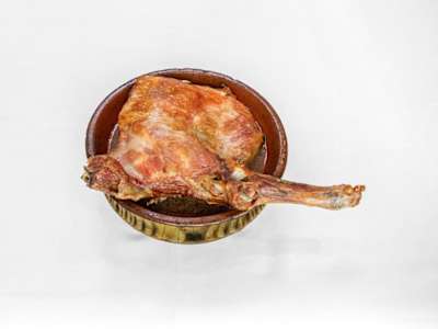 1/4 Lechazo Asado en Horno de Leña para 2 Personas