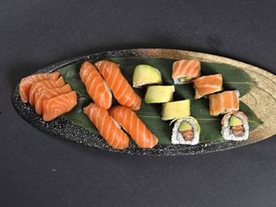 106b.Bandeja Salmon
