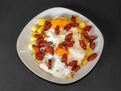 Huevos Rotos, Chorizo o Longaniza
