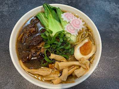 E2. Ramen con Ternera