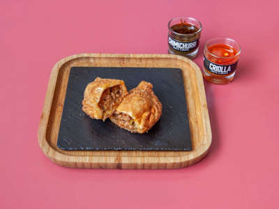 Empanadas de Carne, Unidad