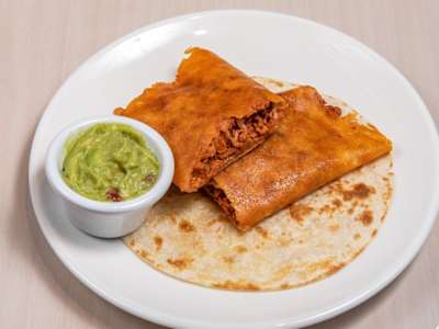 Maja de Cecina con Longaniza