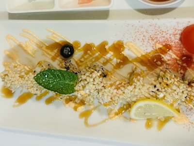 Salmón Roll Almond