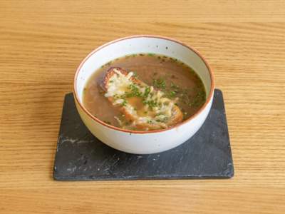 Sopa de Cebolla Gratinada