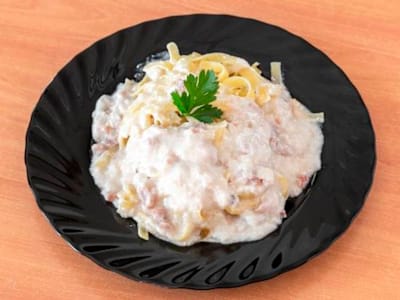 Fetuccine Carbonara