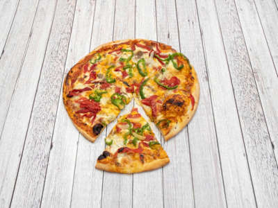 Pizza Mariachi, Mediana
