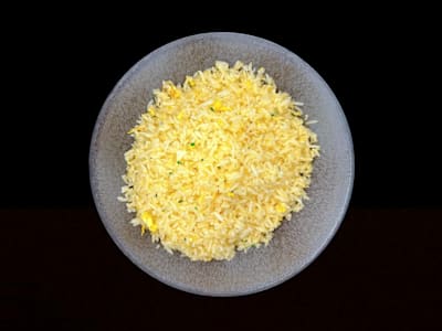 Arroz frito con huevo