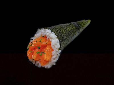 Temaki salmón spicy