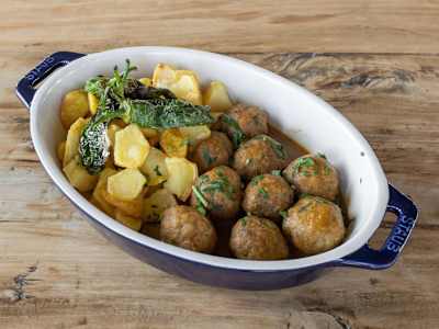 Albóndigas en Salsa Rubia