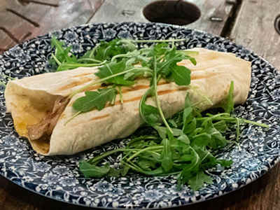Huevos Rotos con Jamoncito Ibérico