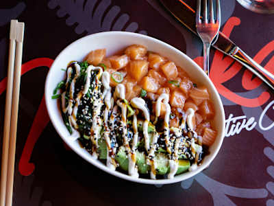 Poke de Salmón