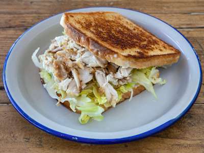 Pollo y Ensalada