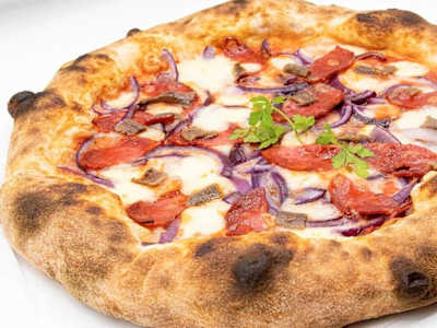 Pizza Calabrese