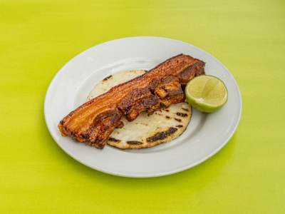 Arepa con Chicharron