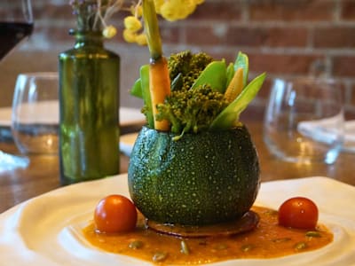 Vegetales al Josper con Romescu, Ración