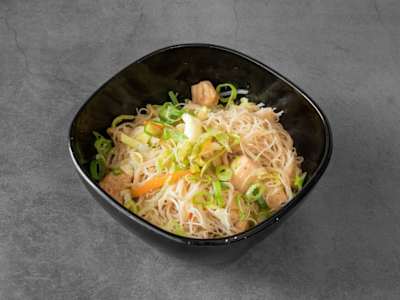 Pancit con Pollo