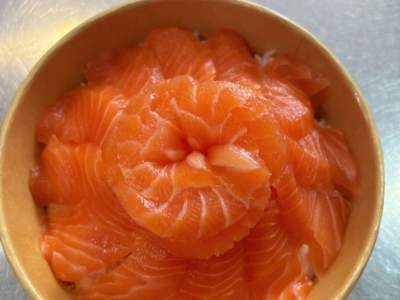 Chirashi Salmón, 16 Unidades