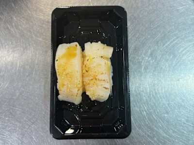 Sushi Viera con Salsa Pozu