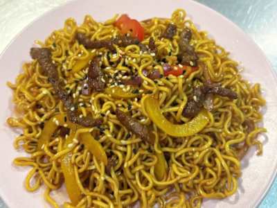 Yakisoba de Ternera