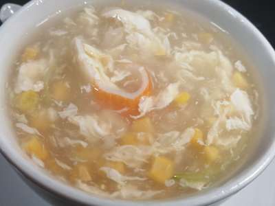 Sopa de maiz con cangrejo