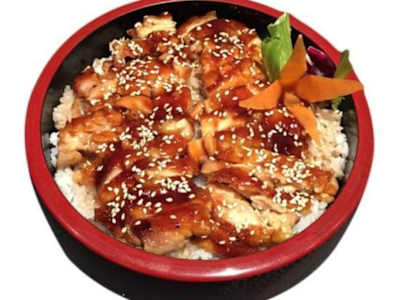 Donburi de Pollo con Arroz