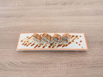 Uramaki Salmón Pepino Flameado, 8 Unidades