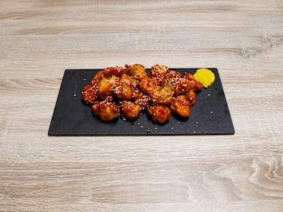 Pollo Frito con Salsa Especial