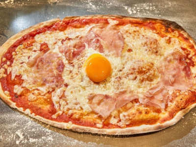 PIZZA BISMARK
