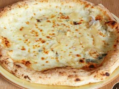 Pizza Seis Quesos