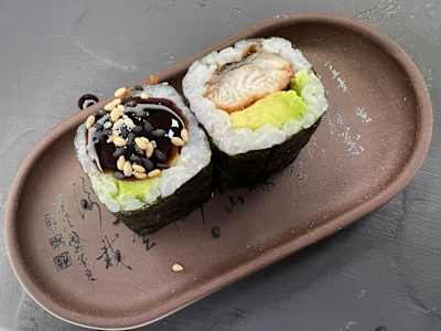 Maki Anguila con Aguacate, 8 Unidades