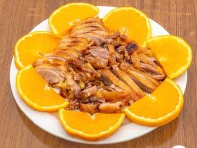 Pato a la Naranja