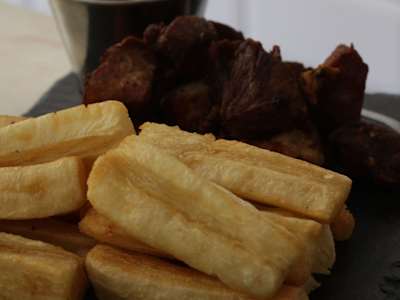 Cochino Frito con Yuca