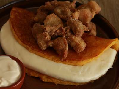 Cachapa de Chicharrón Frito