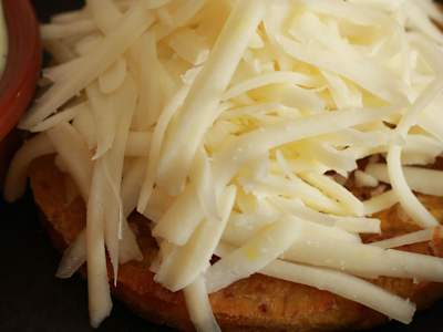 Tostones De Queso