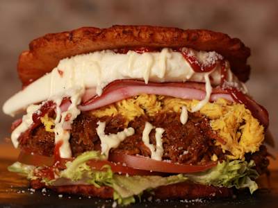 Patacon De Carne Mechada