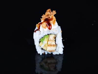 Uramaki de Pollo Avocado, 8 piezas