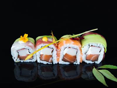 Uramaki Jiro, 8 piezas