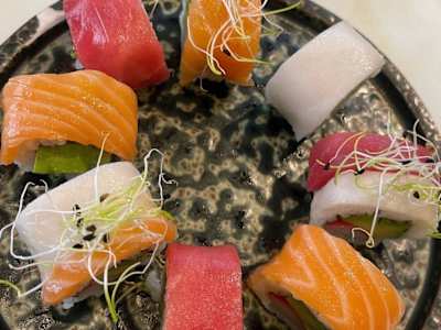 Uramaki Roll Multicolor - 8 Piezas