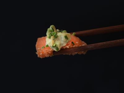 37. g1 Guriru Sashimi Salmón, 4 piezas