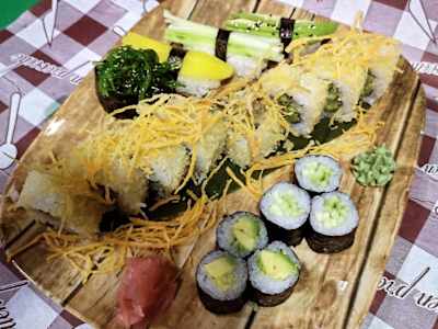 18 piezas de sushi vegetariano