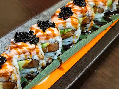 Uramaki salmon flameado(8uds)