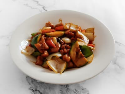 Pollo con almendra